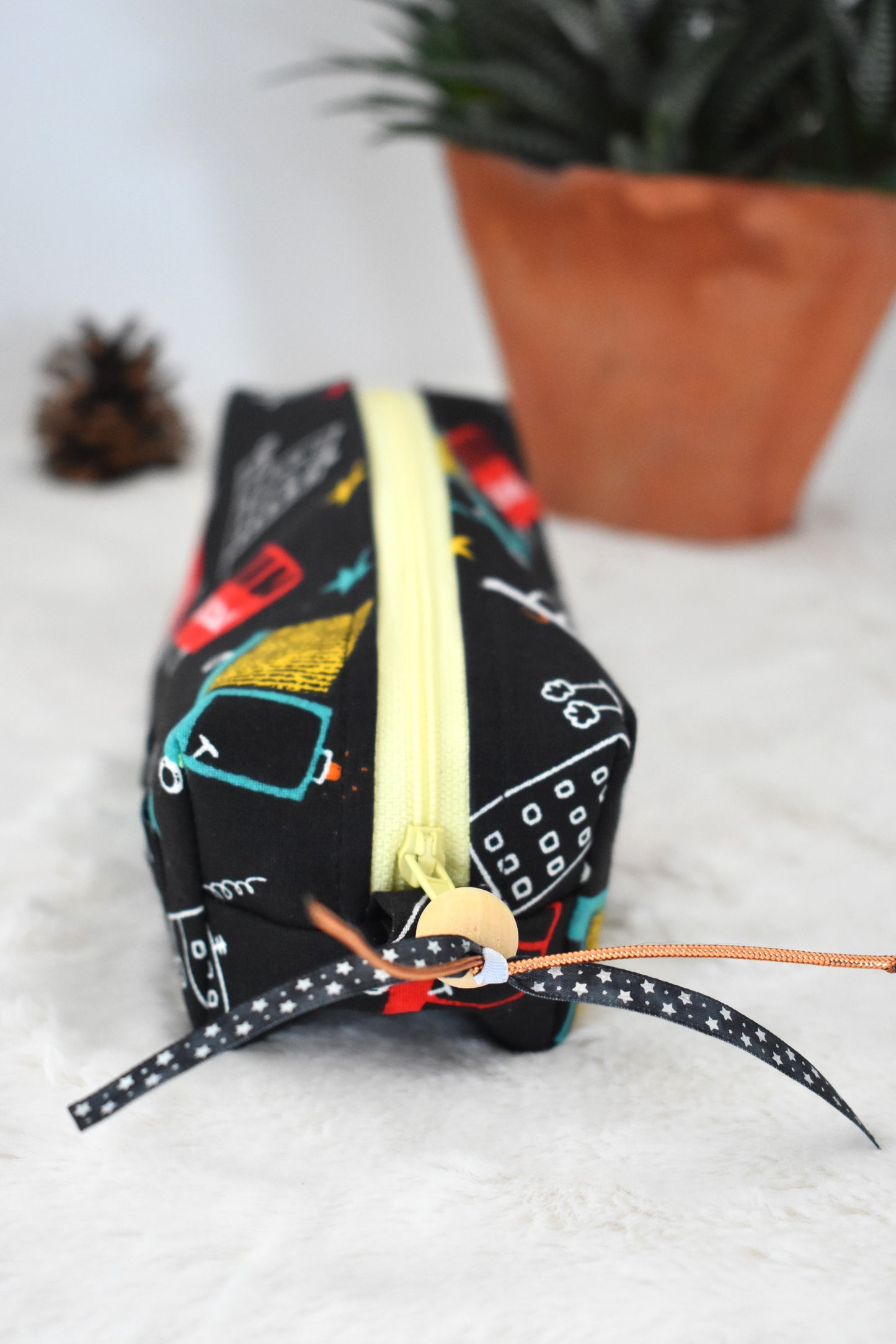 School trousse