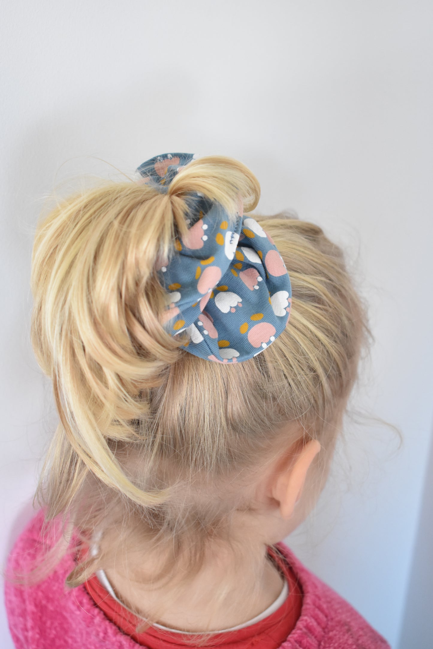 Floral pastel chouchou