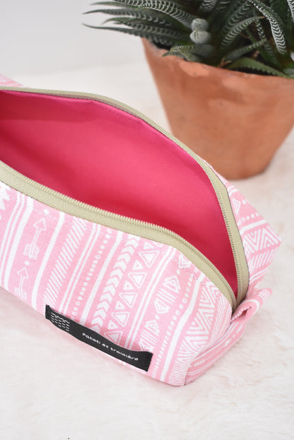 Aguayo rose trousse